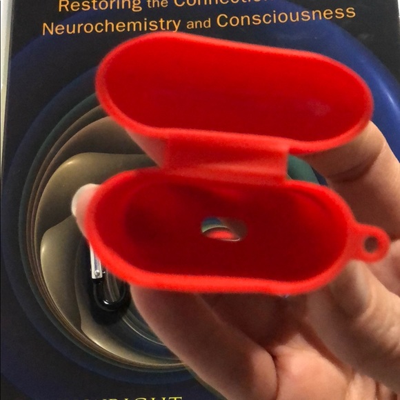 AirPods Case🤑 - Picture 3 of 3